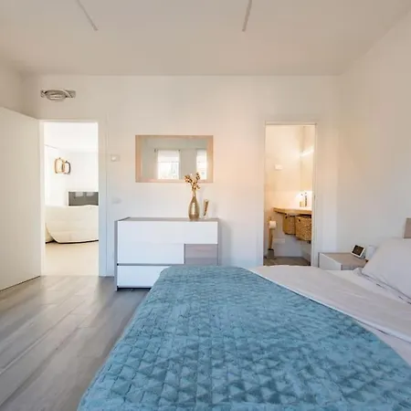 Deluxe Ground Floor Venice/treviso Park Apartment Silea